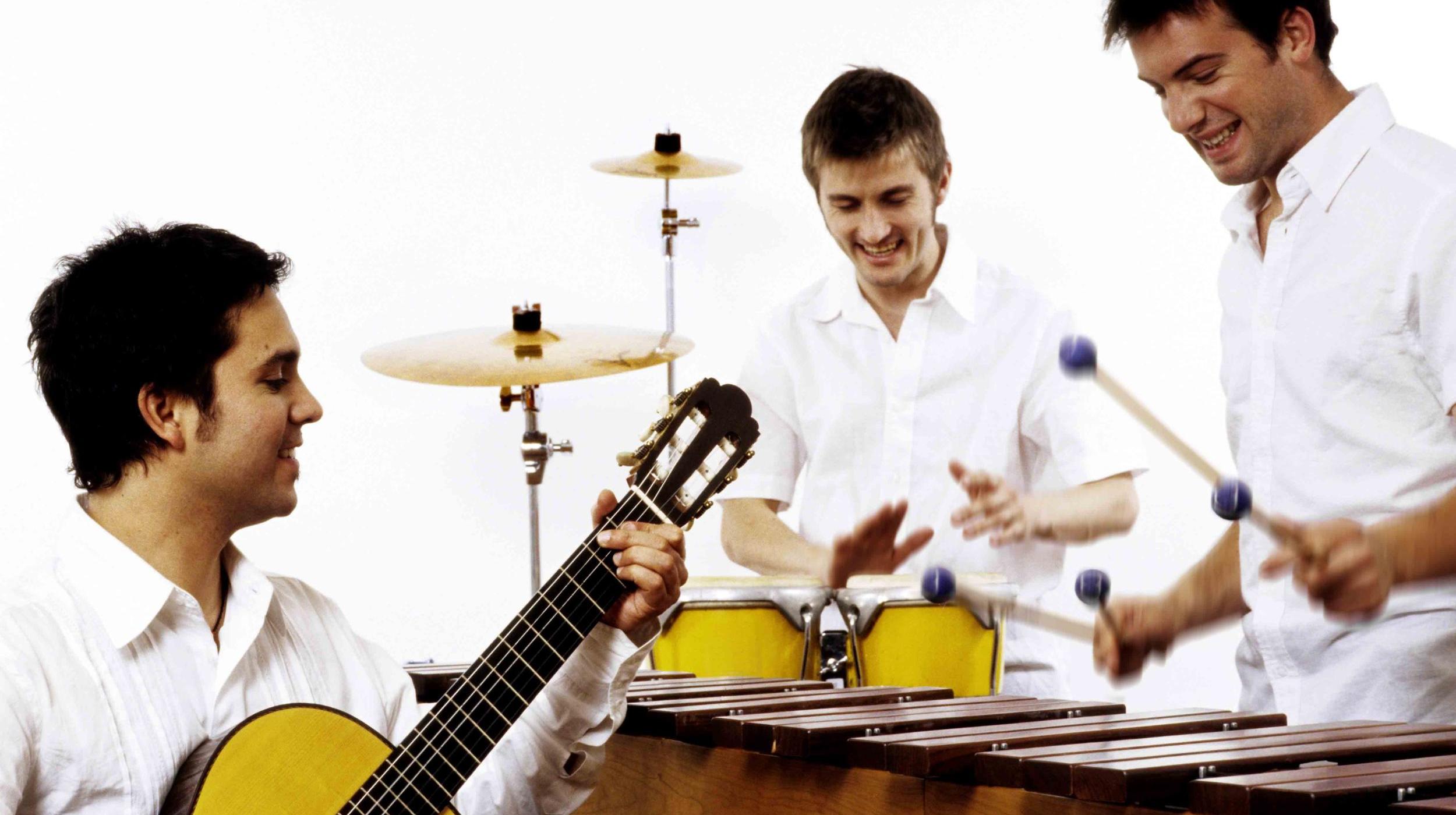 O Duo with Morgan Szymanski guitar