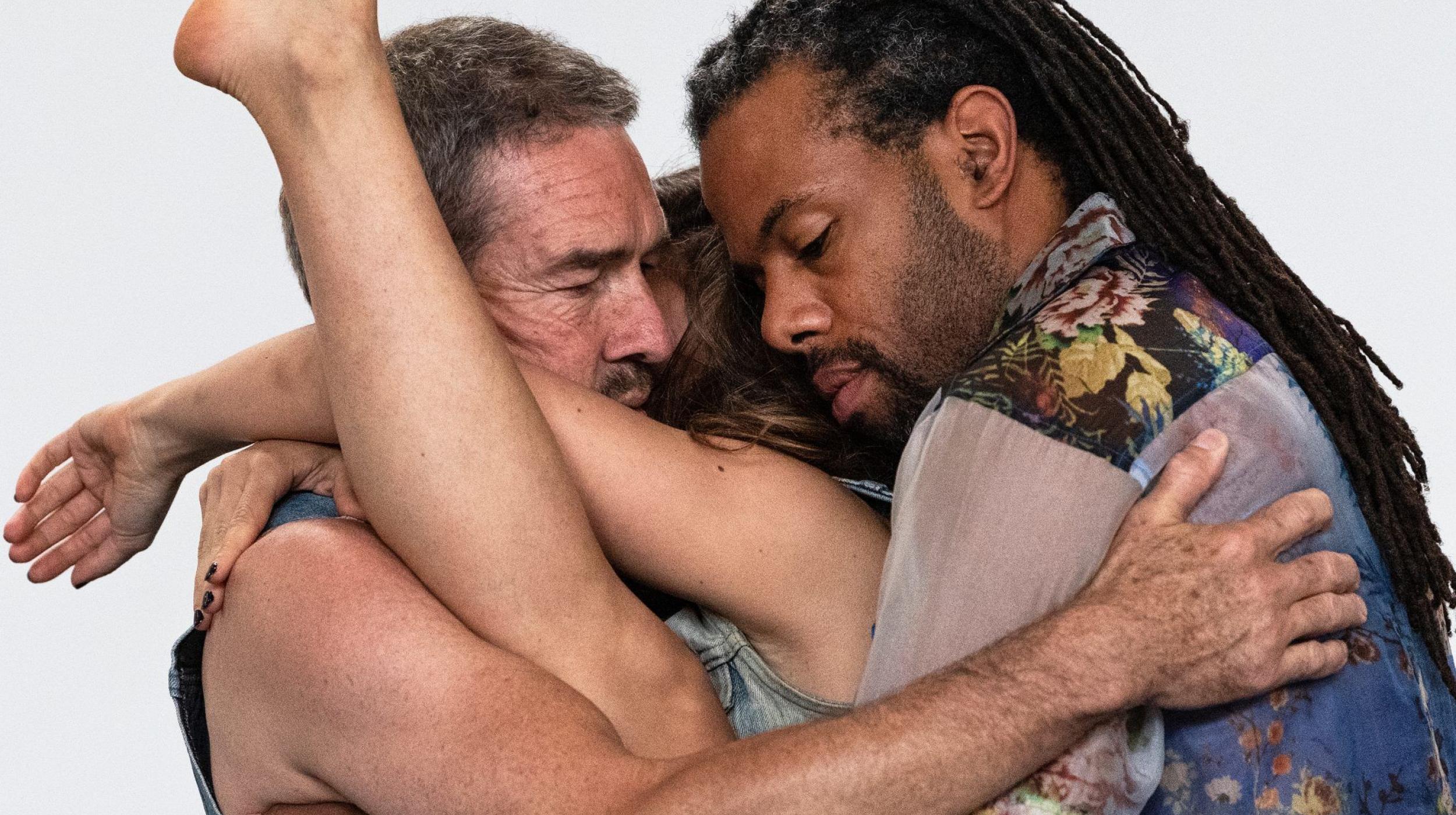 Van Huynh Company: Re:birth