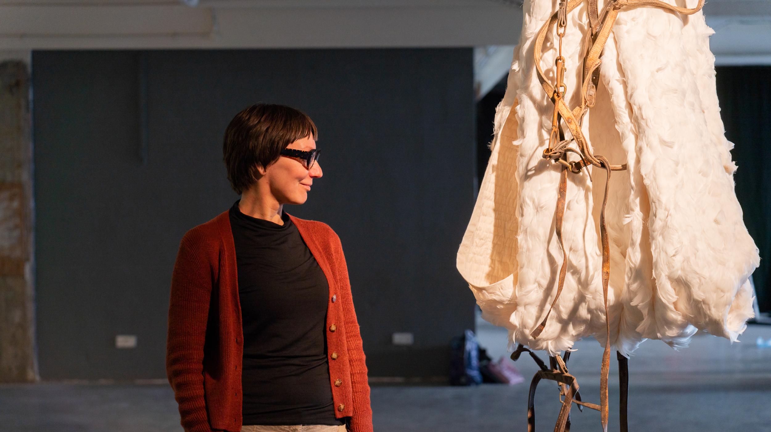 Henna Asikainen: Lintukoto/Haven