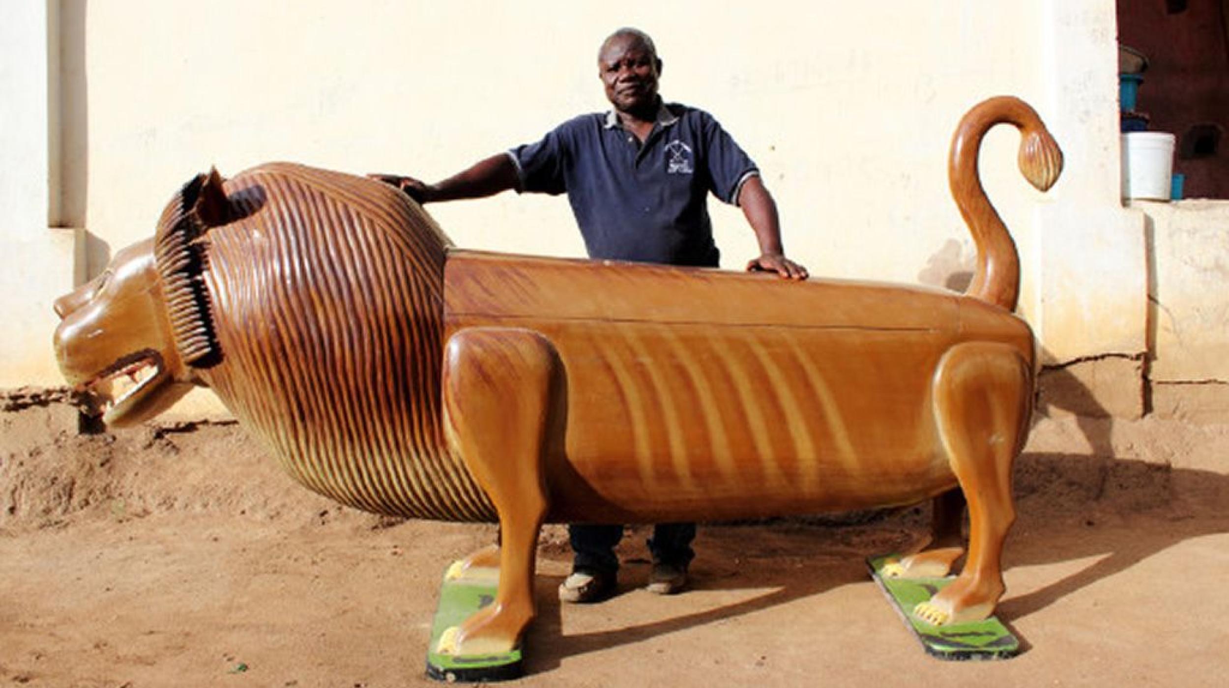 Afrika Eye North: Paa Joe and the Lion