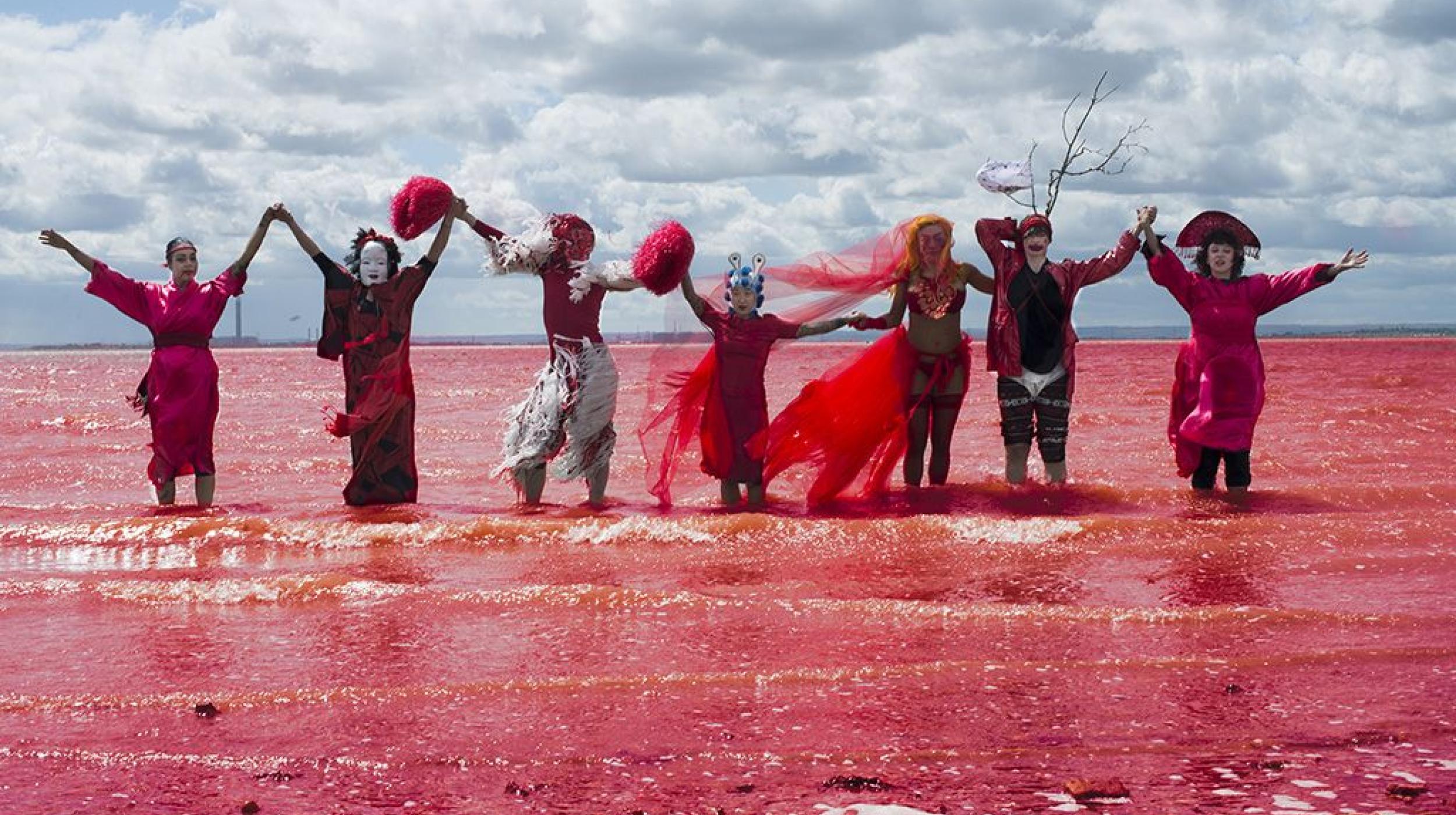 Marisa Carnesky: Dr Carnesky’s Incredible Bleeding Woman