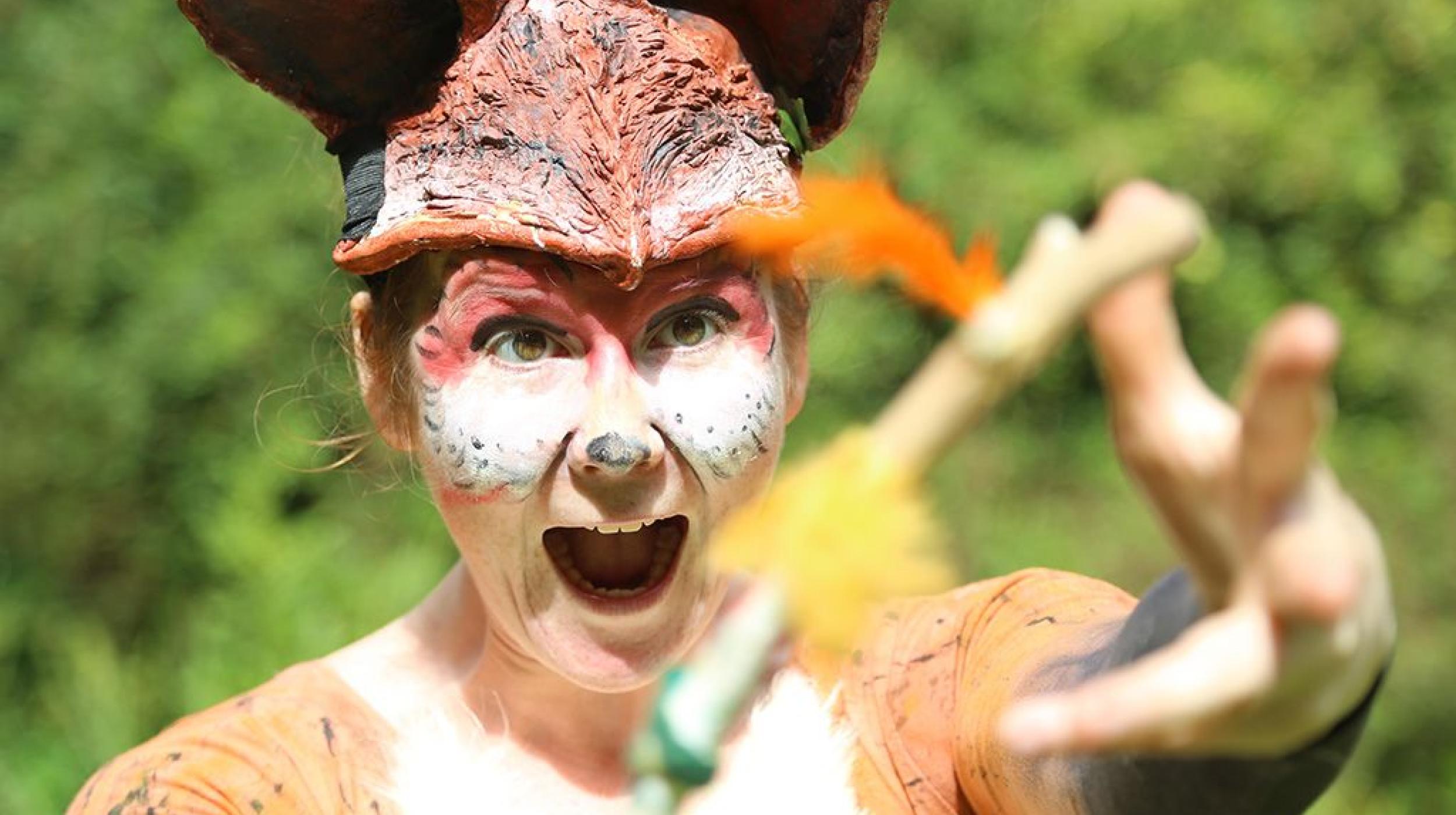 Wriggly Gallery: The Fox and the Phoenix with TurnAround Dance Theatre