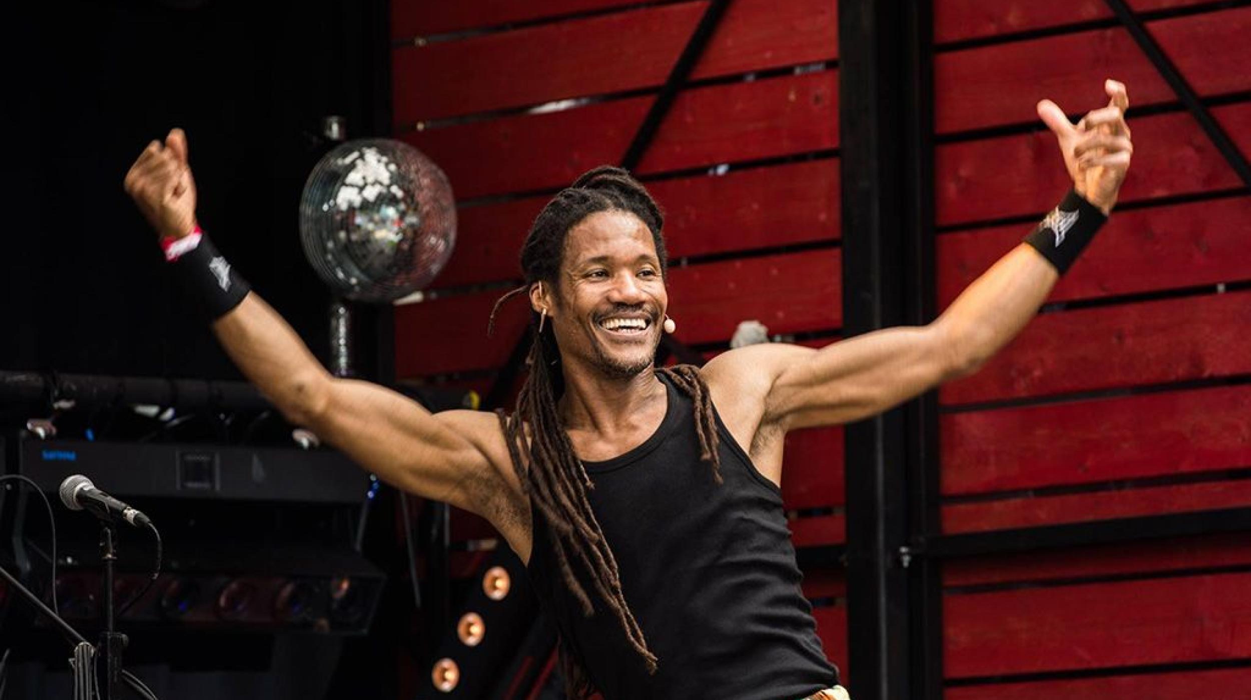 Afrika Eye North: Moving On with Ripton Lindsay