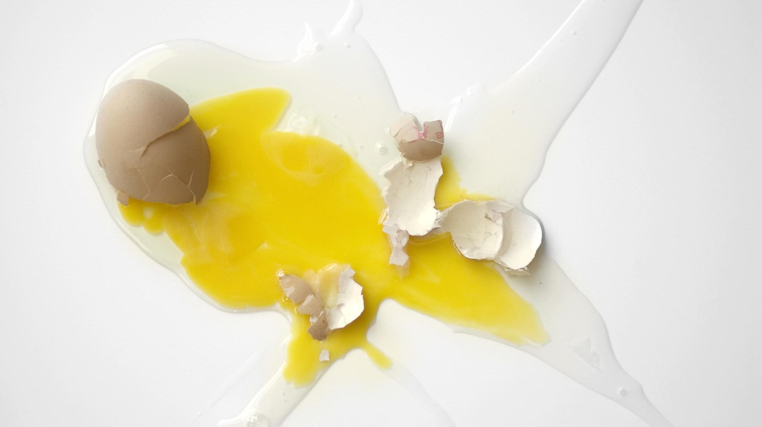 Psappha presents Trouble in Tahiti