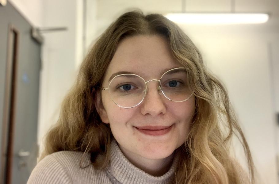Artists in Conversation: Helena Czeczenikow