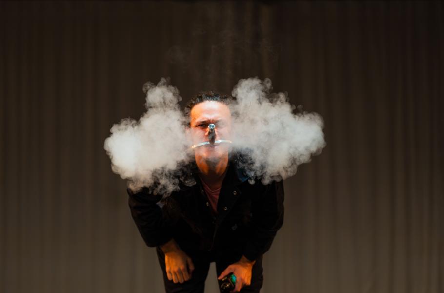 Tom Cassani: (IN)Sideshow